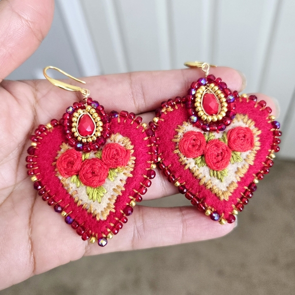 Hand Embroidered Heart Earrings - Picture 4 of 7